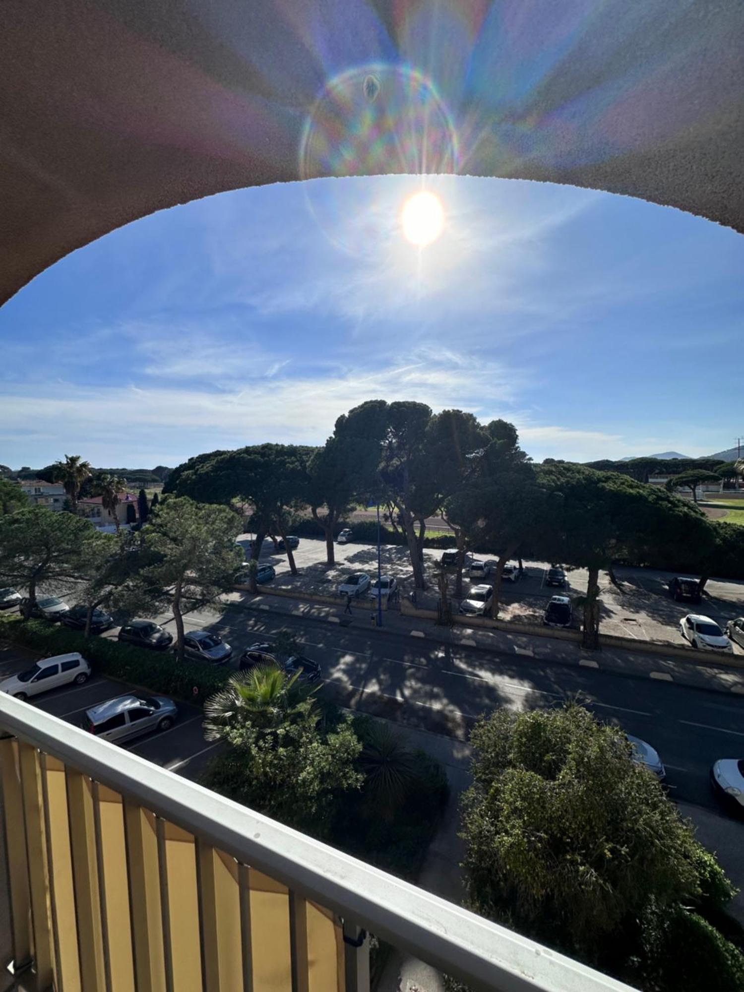 Sejour Au Port Daire Hyères Dış mekan fotoğraf